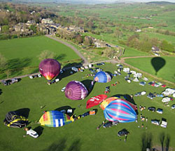 Hot air balloon north outlet west